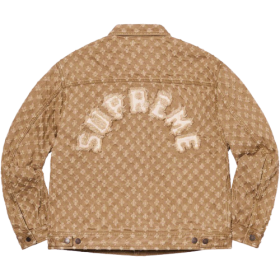 Veste en jean trouée