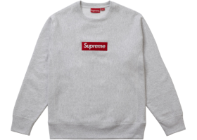 Col rond avec logo encadré